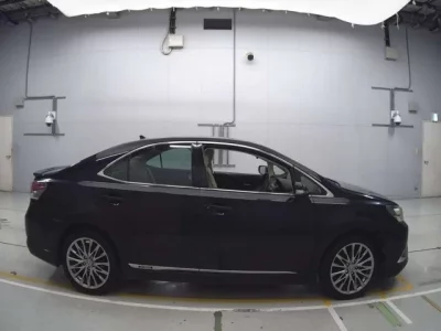 Lexus HS