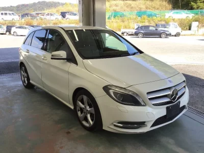 Mercedes-Benz B CLASS  с аукциона в Японии