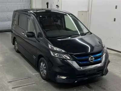 Nissan SERENA  с аукциона в Японии