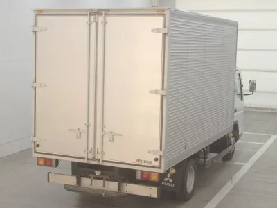 Mitsubishi CANTER  с аукциона в Японии