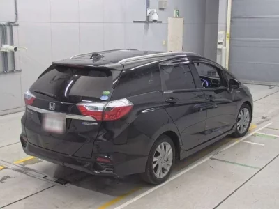 Honda SHUTTLE  с аукциона в Японии