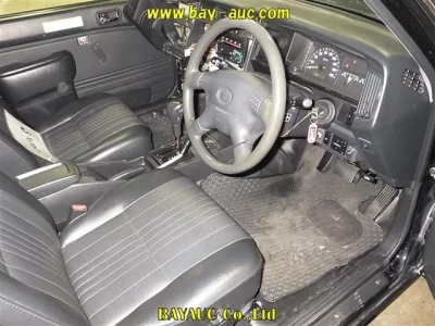 Toyota CROWN COMFORT  с аукциона в Японии