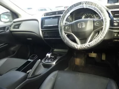 Honda GRACE  с аукциона в Японии