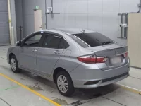 Honda GRACE лот № 36279 оценка 4  с аукциона в Японии 5