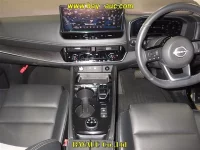 Nissan X-TRAIL лот № 60243 оценка 5  с аукциона в Японии 5