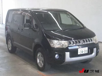 Mitsubishi DELICA D5