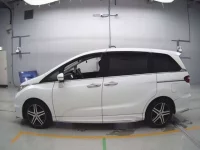 Honda ODYSSEY лот № 30150 оценка 3.5  с аукциона в Японии 3