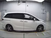 Honda ODYSSEY лот № 30150 оценка 3.5  с аукциона в Японии 2