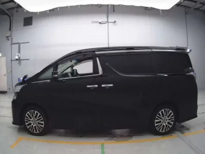 Toyota VELLFIRE  с аукциона в Японии