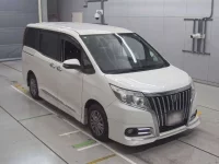 Toyota ESQUIRE лот № 30152 оценка RA  с аукциона в Японии 4