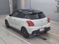 Suzuki SWIFT лот № 36291 оценка 5  с аукциона в Японии 5
