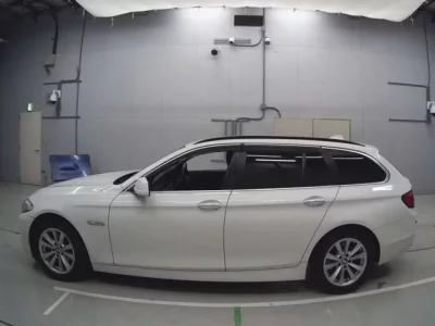 BMW 5-Series  с аукциона в Японии