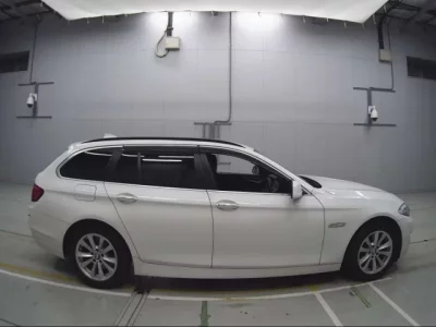BMW 5-Series  с аукциона в Японии