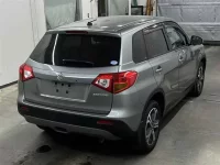 Suzuki ESCUDO лот № 10023 оценка 4.5  с аукциона в Японии 4