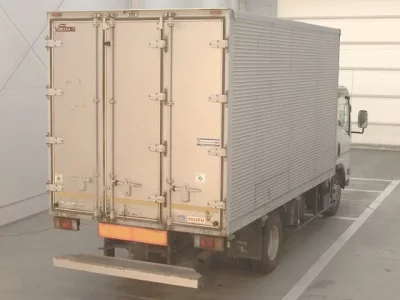 Isuzu ELF  с аукциона в Японии
