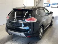 Nissan X-TRAIL лот № 3061 оценка 4  с аукциона в Японии 1