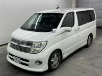 Nissan ELGRAND лот № 60036 оценка 3.5  с аукциона в Японии 3