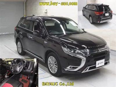 Mitsubishi OUTLANDER PHEV  с аукциона в Японии