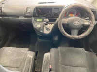 Toyota WISH лот № 3076 оценка 3.5  с аукциона в Японии 2
