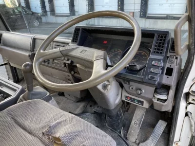 Isuzu FORWARD  с аукциона в Японии