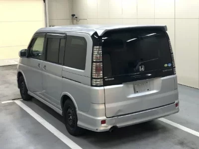Honda STEP WAGON  с аукциона в Японии