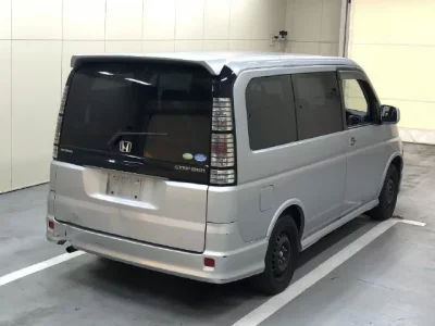 Honda STEP WAGON  с аукциона в Японии