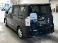 Toyota VOXY лот № 3078 оценка 3.5  с аукциона в Японии 4