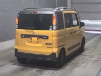 Suzuki SPACIA GEAR лот № 1110 оценка 4  с аукциона в Японии 1