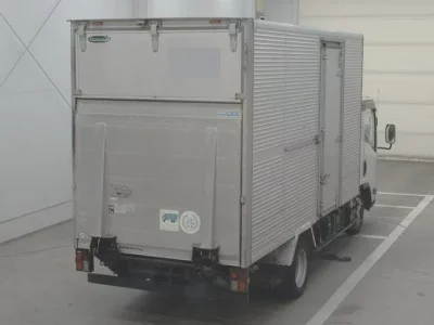 Mazda TITAN  с аукциона в Японии