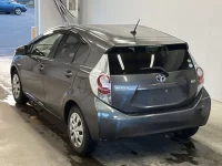 Toyota AQUA лот № 3091 оценка 3.5  с аукциона в Японии 4