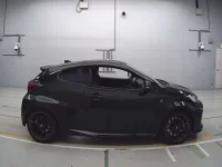 Toyota YARIS лот № 36338 оценка 4.5  с аукциона в Японии 2