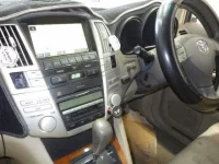 Toyota HARRIER лот № 2581 оценка 3.5  с аукциона в Японии 2
