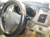 Toyota HARRIER лот № 2581 оценка 3.5  с аукциона в Японии 6