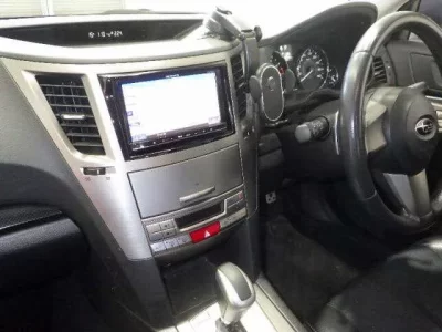 Subaru LEGACY B4  с аукциона в Японии