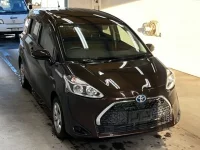 Toyota SIENTA лот № 3097 оценка 4  с аукциона в Японии 3