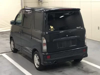 Daihatsu Atrai Wagon  с аукциона в Японии