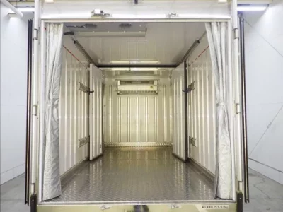 Isuzu ELF  с аукциона в Японии