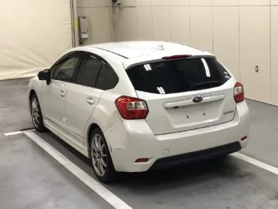 Subaru IMPREZA  с аукциона в Японии