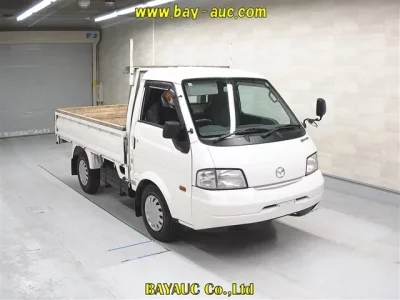 Mazda BONGO  с аукциона в Японии