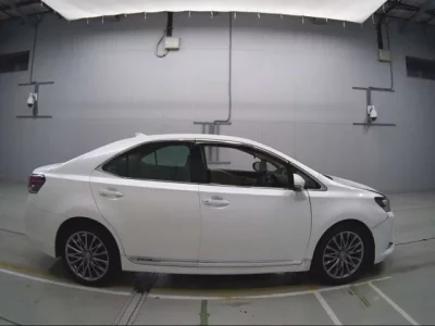 Lexus HS
