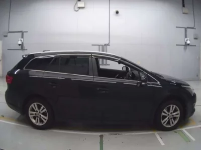 Toyota AVENSIS WAGON