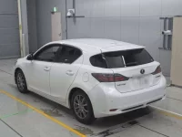 Lexus CT лот № 30237 оценка 4  с аукциона в Японии 5