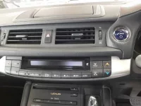 Lexus CT лот № 30237 оценка 4  с аукциона в Японии 9