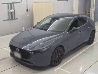 Mazda MAZDA3  с аукциона в Японии