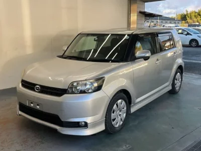 Toyota COROLLA RUMION