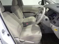 Toyota ISIS лот № 2608 оценка 3.5  с аукциона в Японии 5