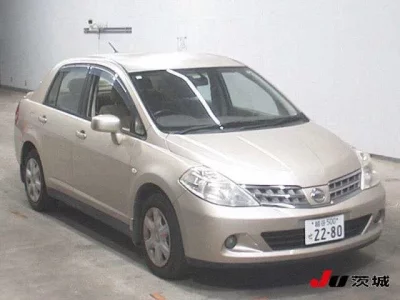 Nissan TIIDA LATIO