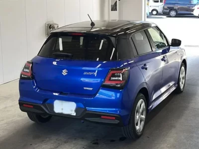 Suzuki SWIFT  с аукциона в Японии
