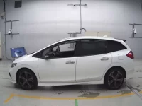 Honda JADE лот № 36375 оценка 4  с аукциона в Японии 3