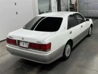Toyota CROWN лот № 85024 оценка 4  с аукциона в Японии 4